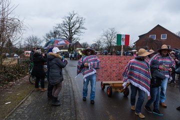 Bild 215 - Latuff 2017